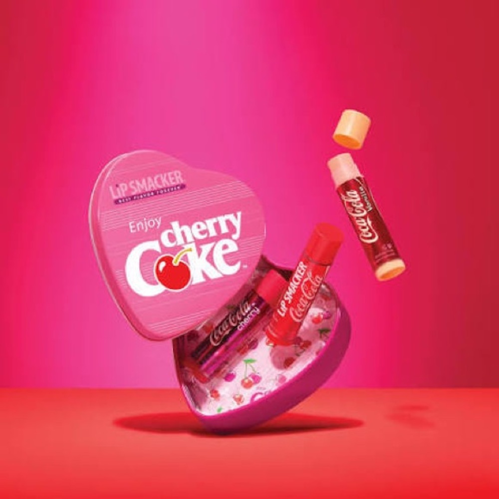 Lip Smacker Cherry Coke Vanilla Valentine Tin Heart Set